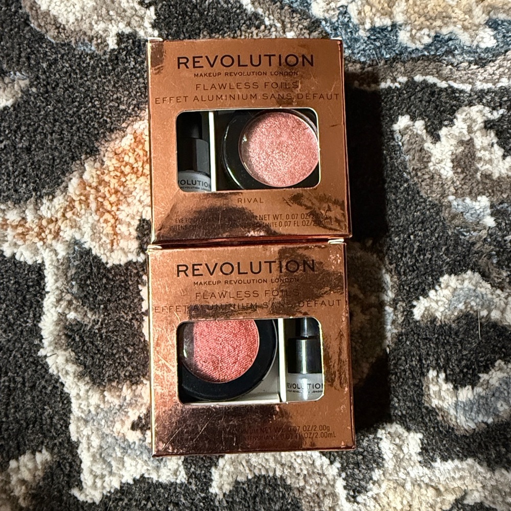 Revolution Eye Bundle - Picture 3 of 3